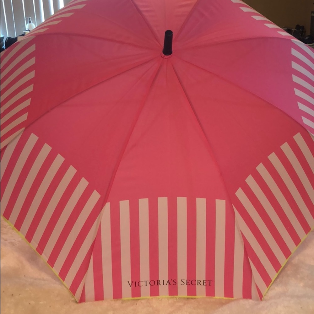 ✨FLASH SALE✨ Victoria’s Secrets Umbrella